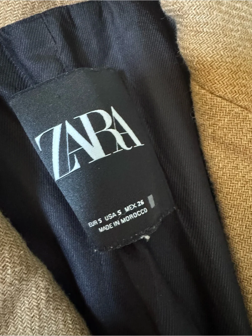 Zara Camel Single-Breasted Tailored Coat - Picture 4 of 7